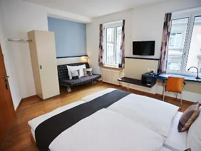Bristol 3*
