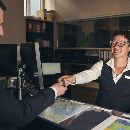 Bristol Ξενοδοχείο 3*