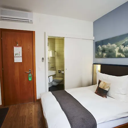 Готель Bristol 3*