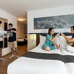 Bristol Otel 3*