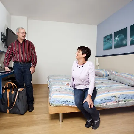 Ξενοδοχείο Bristol 3*