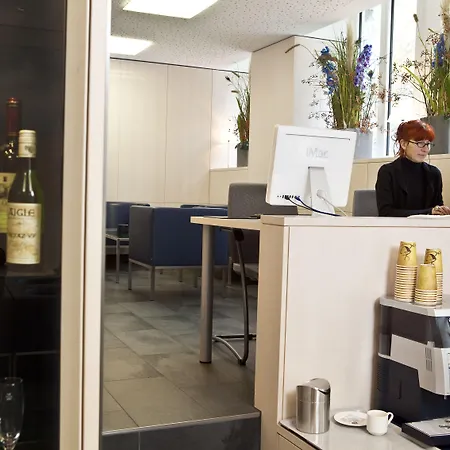 Ξενοδοχείο Bristol 3*